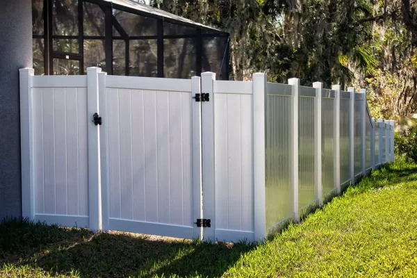 Vinyl-Fencing-Homefences